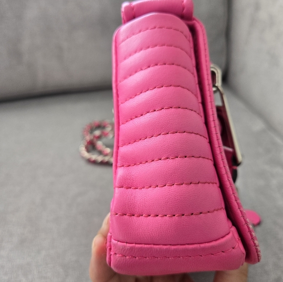 Beautiful Authentic Moschino Motorcycle Hot Pink Crossbody Shoulder Bag - Picture 8 of 10